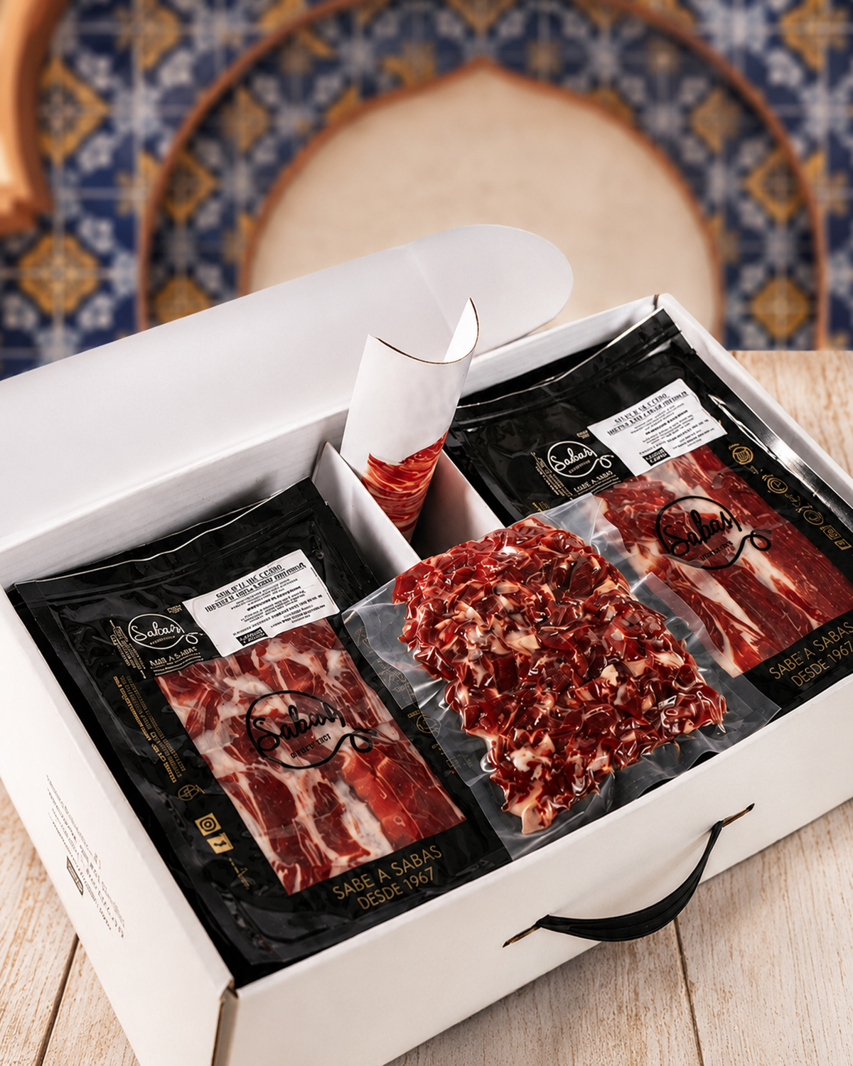 Planche ibérique : quelles quantités prévoir par personne ? 5 pack-sachets-epaule-pata-negra-cebo