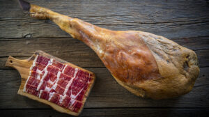 Bien choisir entre le Jambon ibérique, Serrano et Duroc